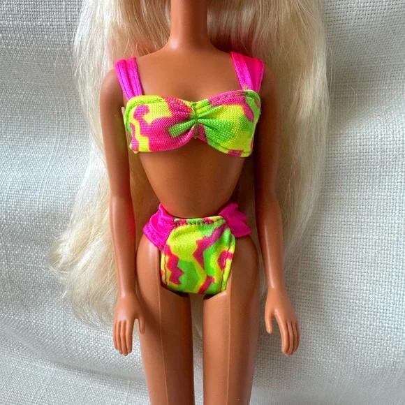Hawaiian fun barbie - Picture 5 of 5